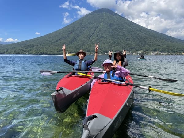 水遊び満喫！浜辺でのんびりコーヒータイム付き　中禅寺湖半日ロングカヌーツアー